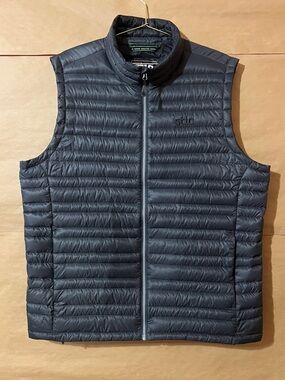 Stio | Men's Pinion Down Vest Puffer Zip Up Pertex Quantum Magnet Grey Size L